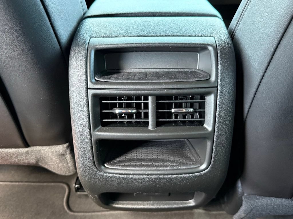 Used 2024 Cadillac XT5 Premium Luxury w/ Technology Package FWD image 38