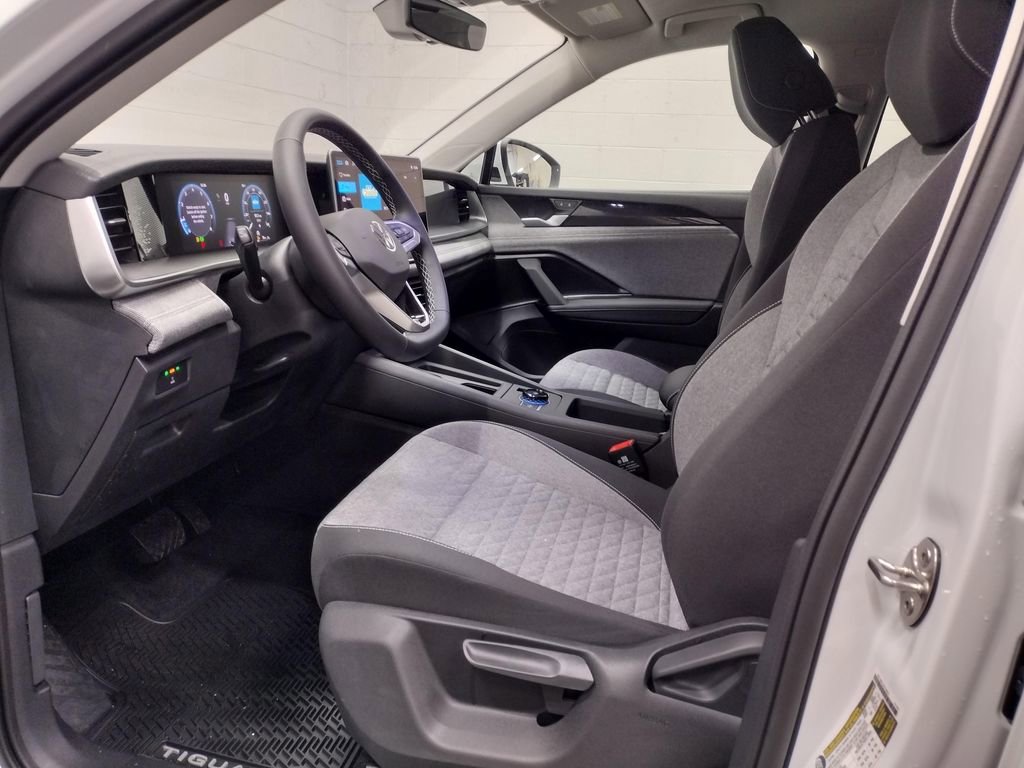 New 2025 Volkswagen Tiguan S image 19