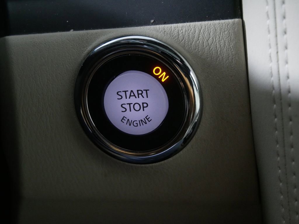 Used 2024 INFINITI QX80 Premium Select image 26