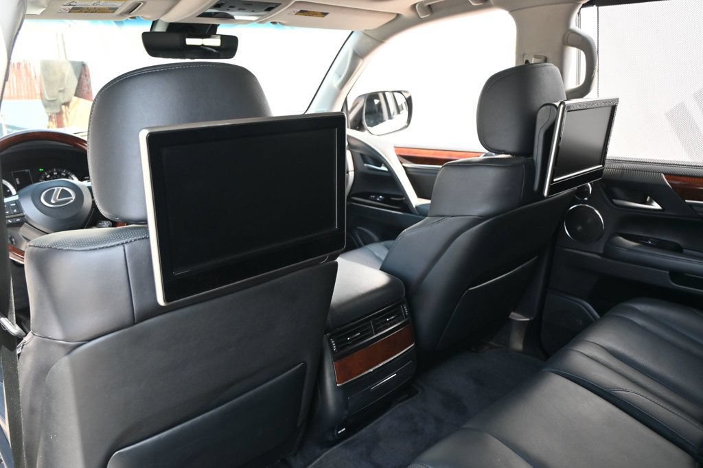 Used 2017 Lexus LX 570 4WD w/ Luxury Package image 19