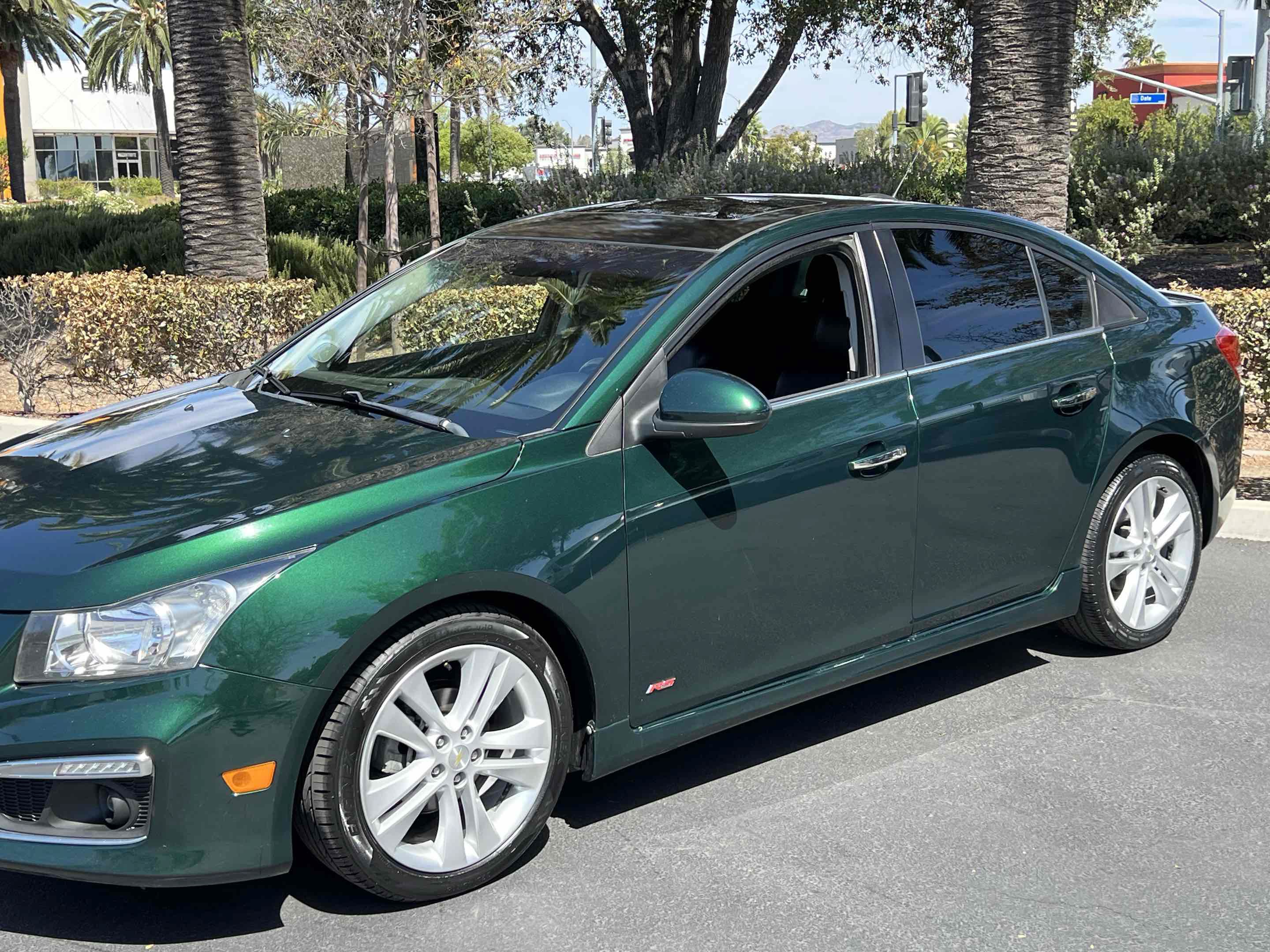 Used 2015 Chevrolet Cruze LTZ w/ Sun, Sound and Sport Package FWD image 35