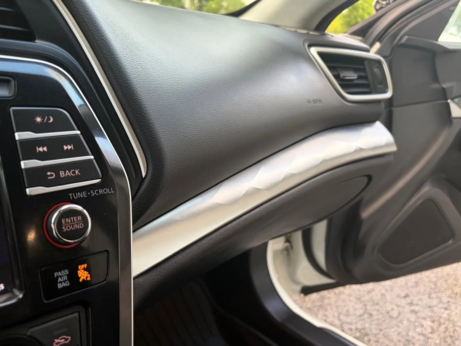 Used 2023 Nissan Maxima SV w/ Floor Mat Group FWD image 18