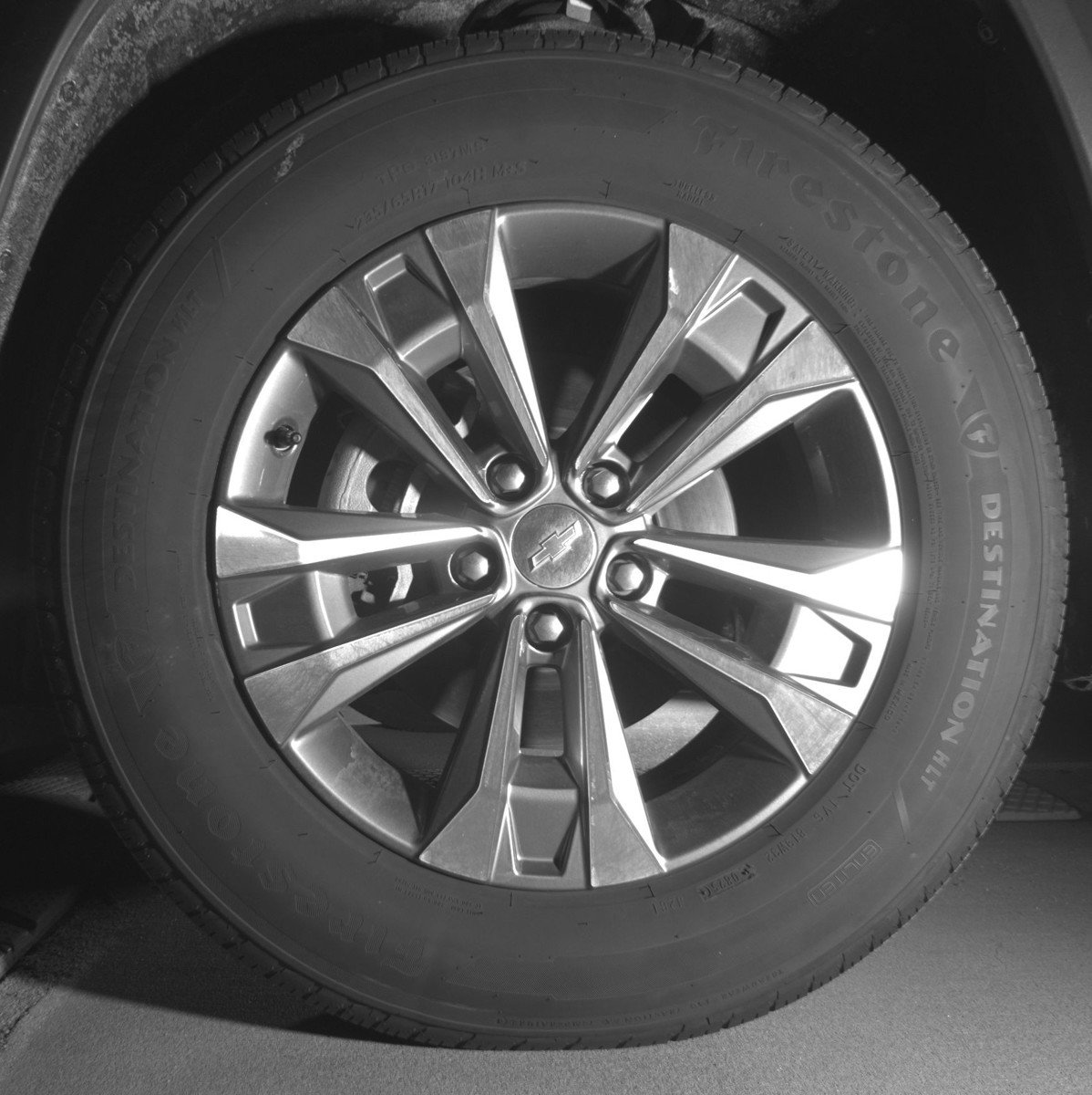 Used 2025 Chevrolet Equinox LT FWD image 12