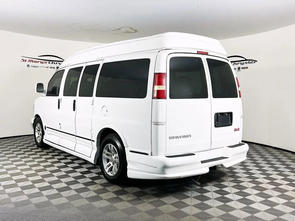 Used 2004 GMC Savana 1500 w/ Preferred Equipment Group image 6