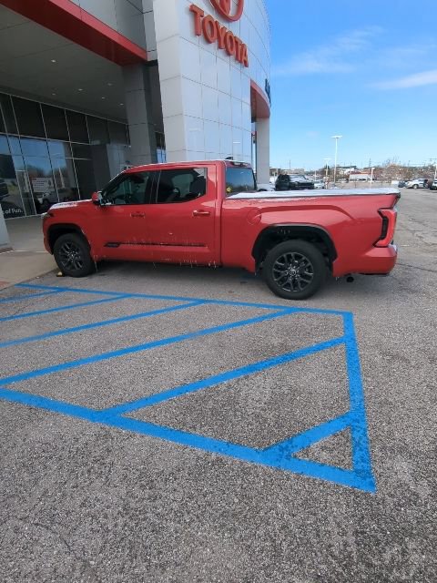 Used 2022 Toyota Tundra Platinum w/ Advanced Package image 3