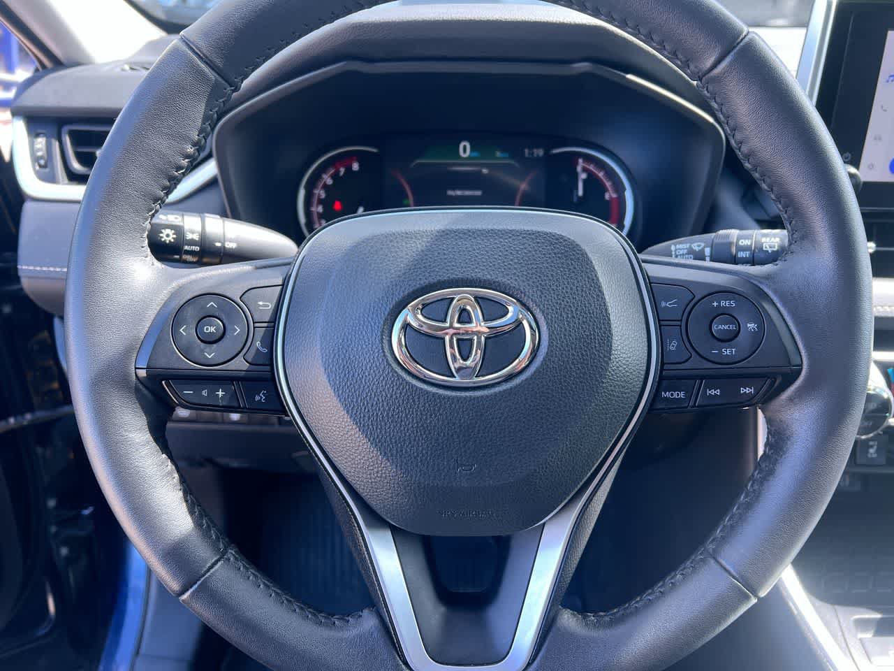 Used 2023 Toyota RAV4 XLE Premium AWD/4WD image 14