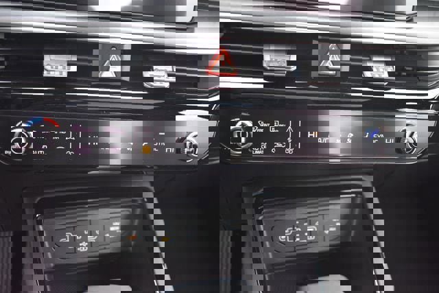 New 2026 Kia K5 GT-Line image 31