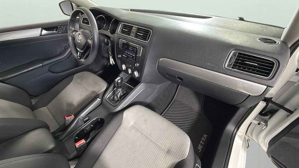 Used 2017 Volkswagen Jetta S FWD image 28