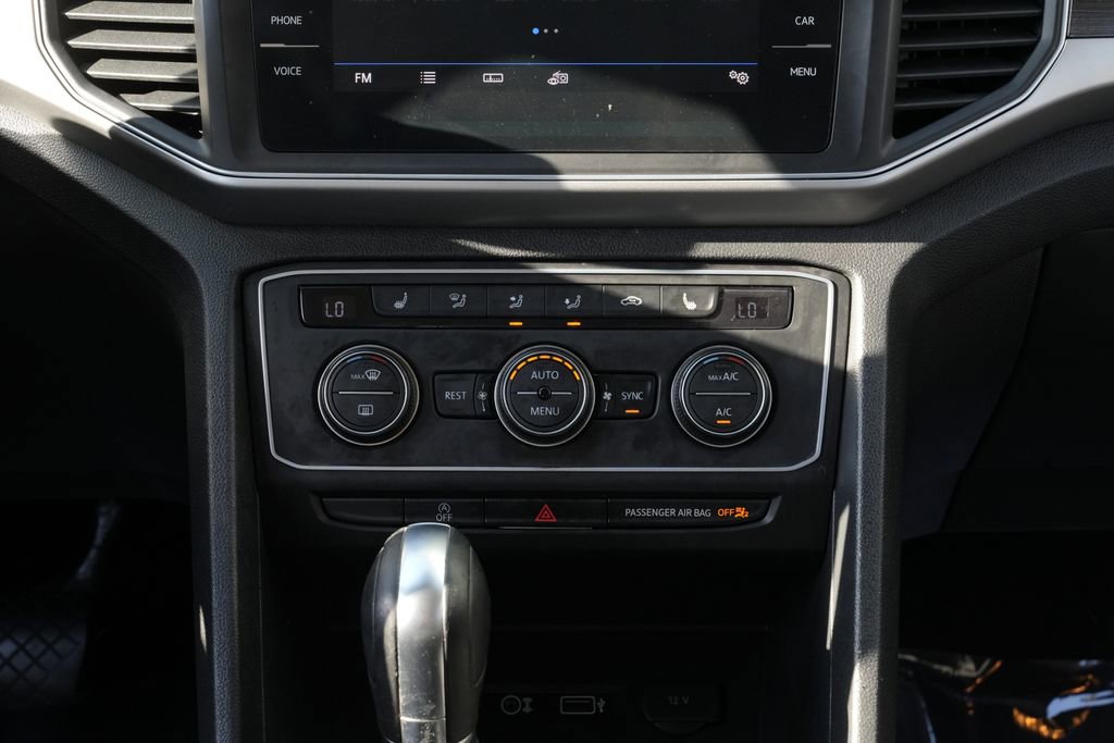 Used 2018 Volkswagen Atlas SE image 44