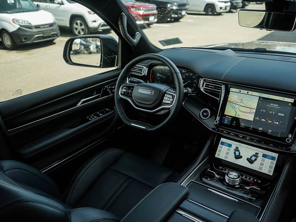 New 2026 Jeep Grand Wagoneer L Summit AWD/4WD image 18