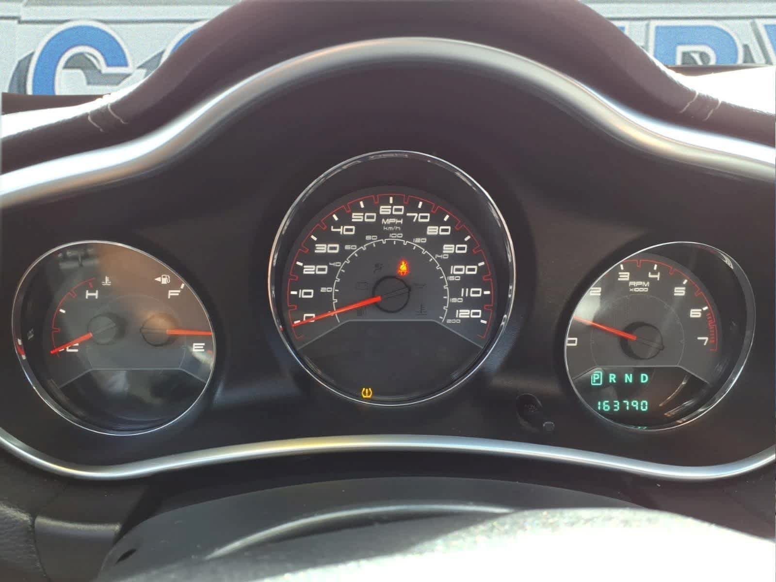 Used 2013 Dodge Avenger SE FWD image 17