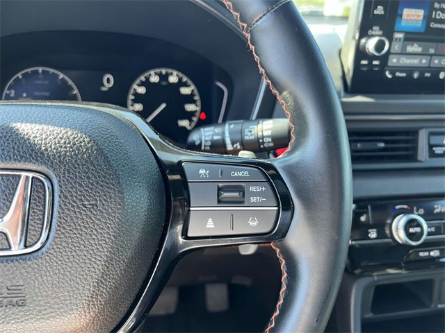 Used 2025 Honda Pilot TrailSport image 18