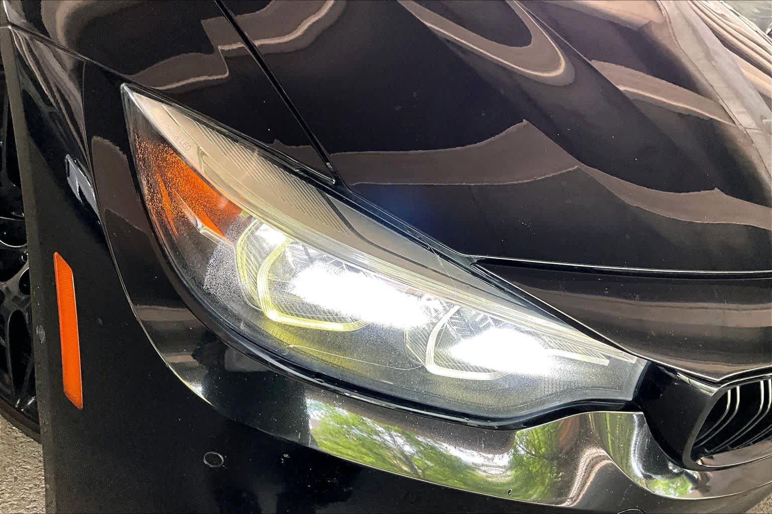 Used 2020 BMW M4 Coupe w/ Competition Package RWD image 27