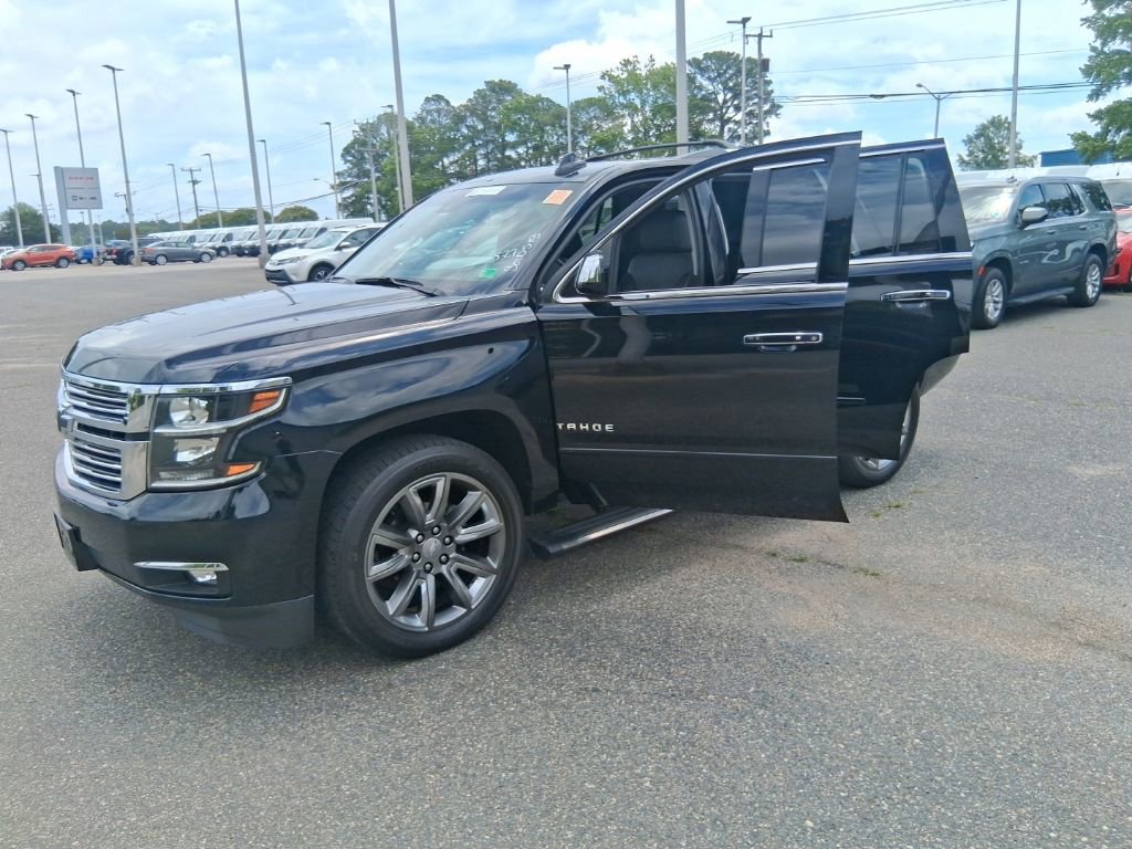 Used 2018 Chevrolet Tahoe Premier AWD/4WD image 19