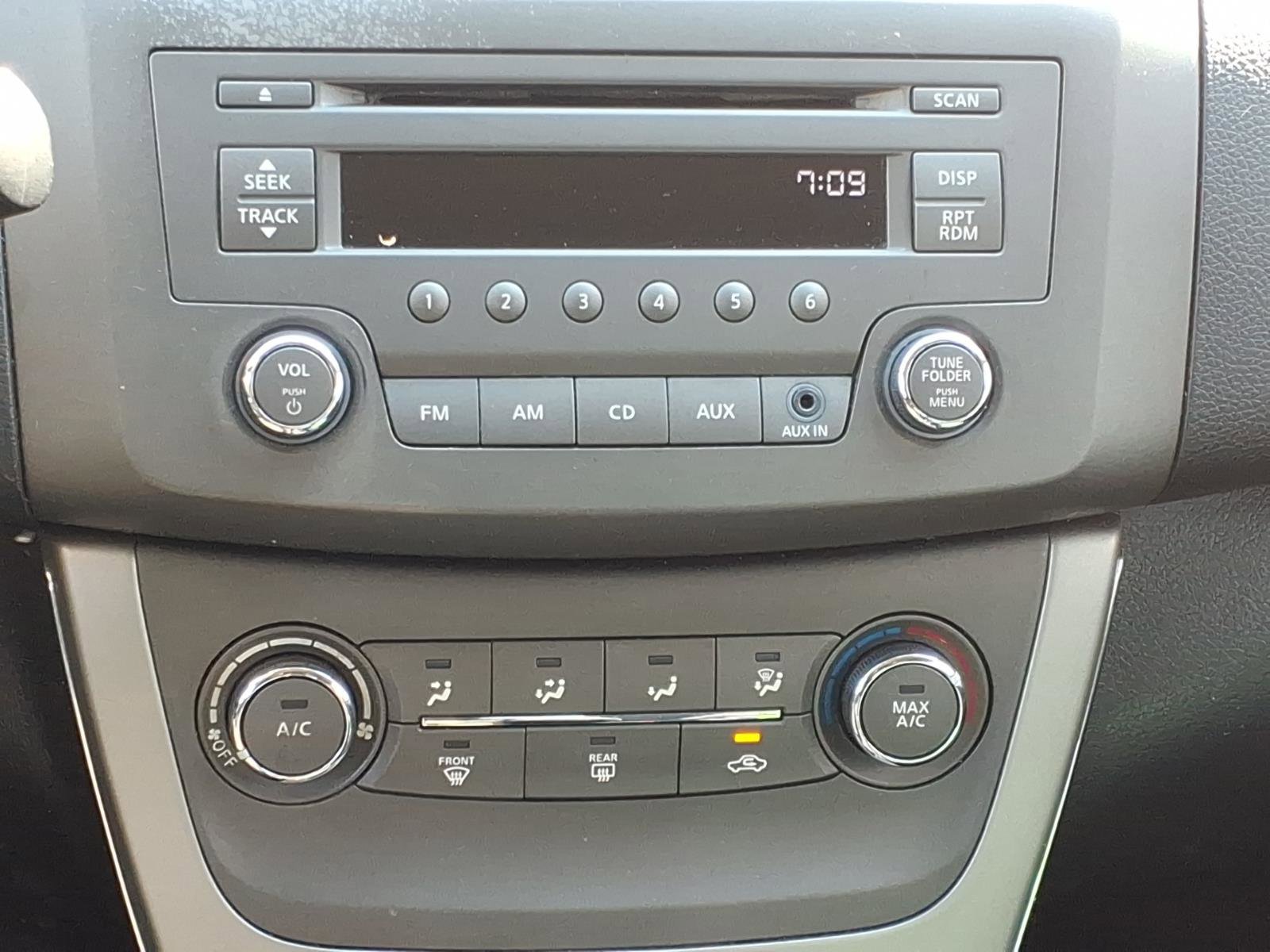 Used 2014 Nissan Sentra SV image 6