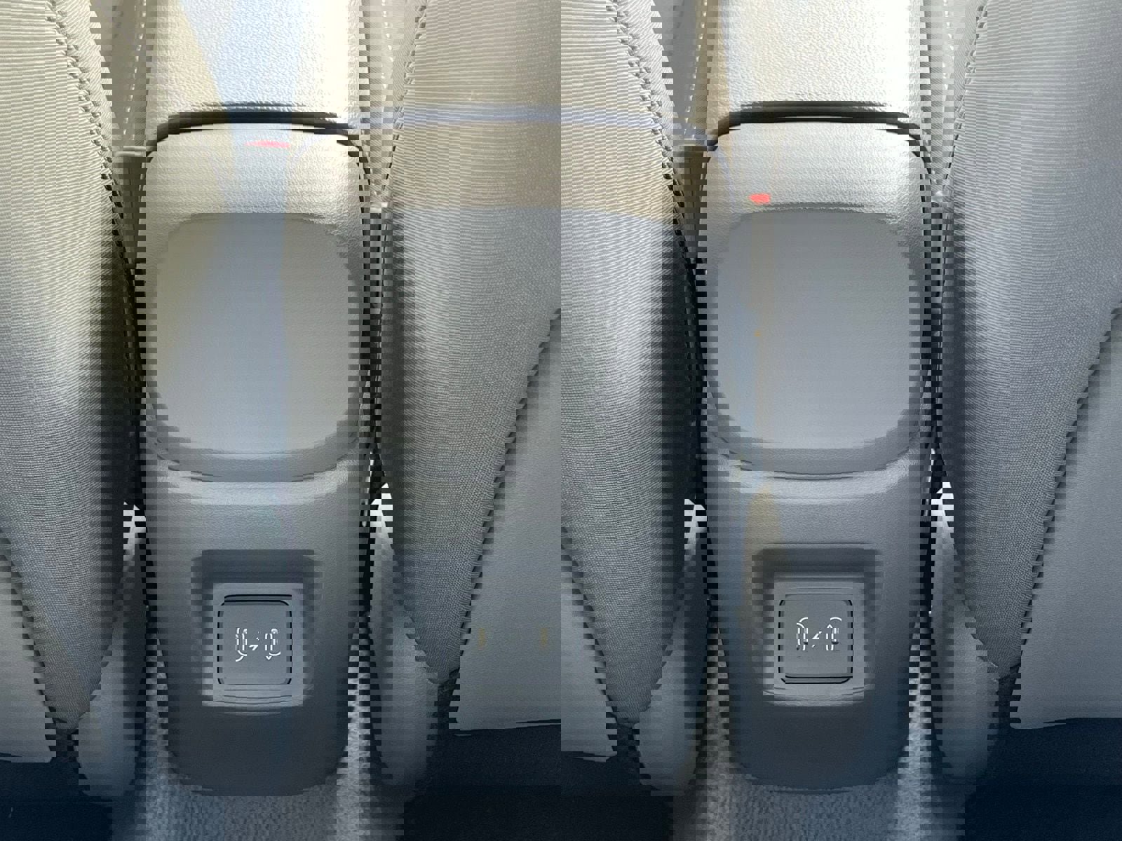 Used 2024 Hyundai Elantra SEL image 18