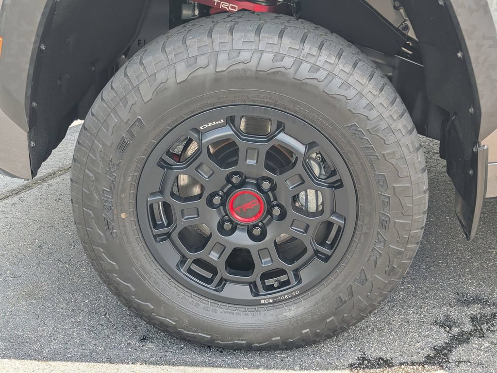 Used 2025 Toyota Tundra TRD Pro AWD/4WD image 11