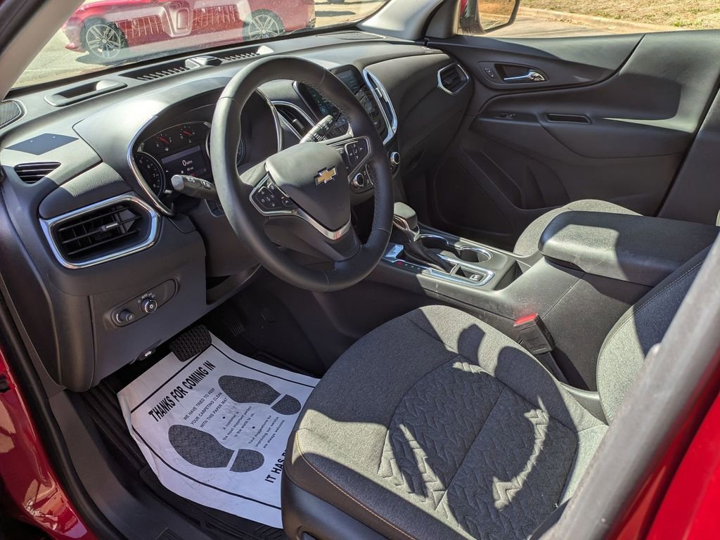 Used 2023 Chevrolet Equinox LT image 11
