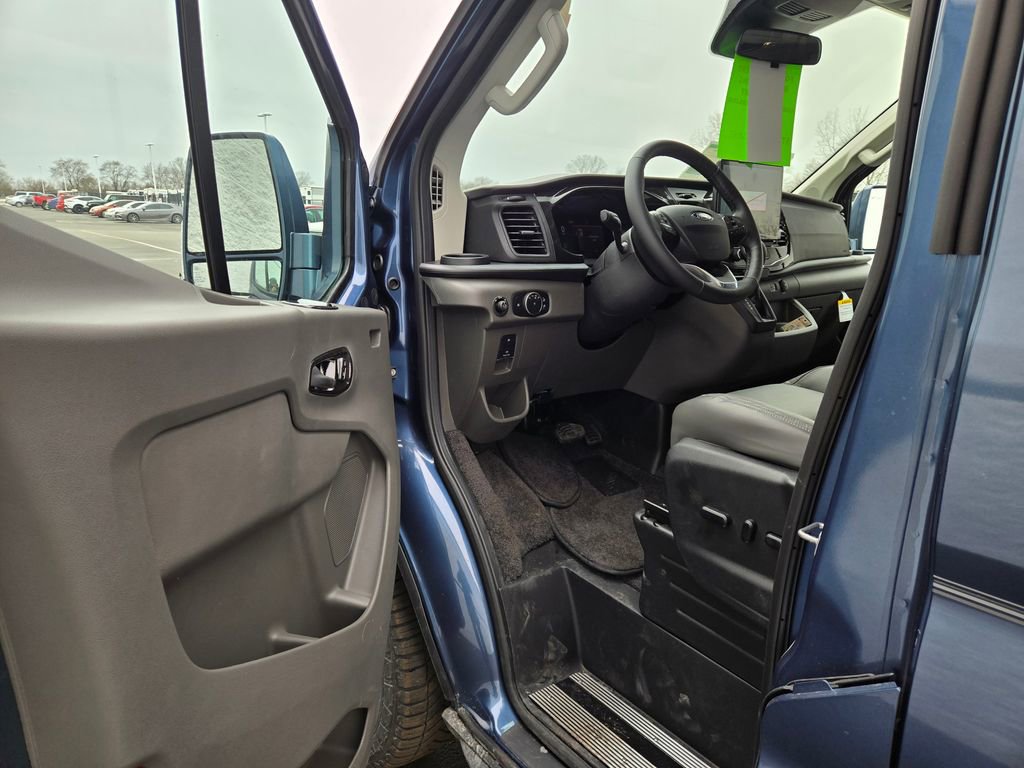 New 2026 Ford Transit 150 Low Roof AWD image 32