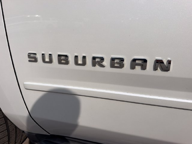 Used 2017 Chevrolet Suburban Premier AWD/4WD image 9