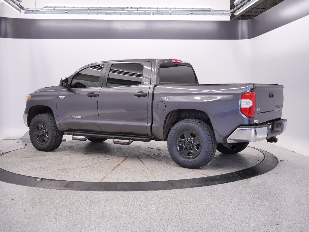 Used 2019 Toyota Tundra SR5 w/ SR5 Upgrade Package AWD/4WD image 3