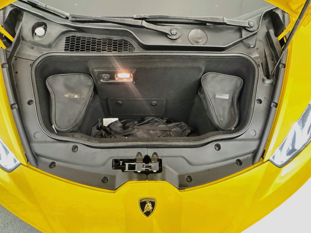 Used 2017 Lamborghini Huracan LP 580-2 RWD image 26