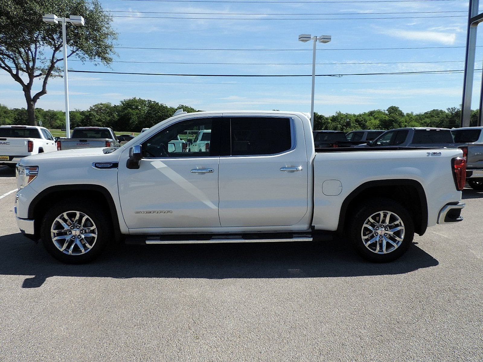 Certified 2021 GMC Sierra 1500 SLT image 8