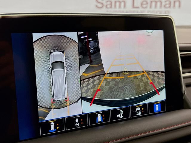 Used 2023 Chevrolet Suburban RST w/ Luxury Package image 17