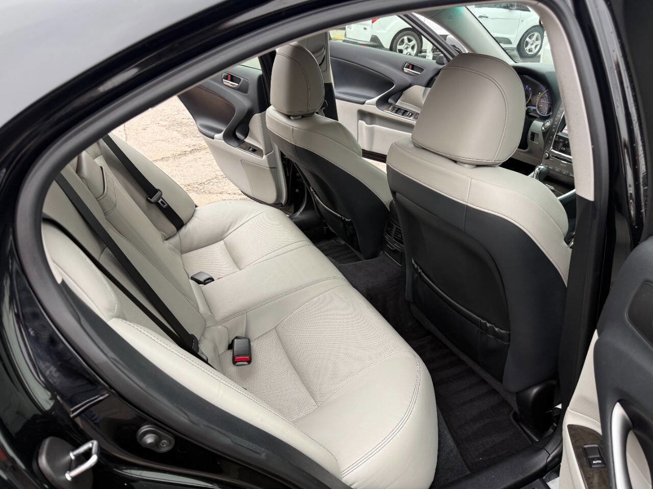 Used 2012 Lexus IS 250 image 12