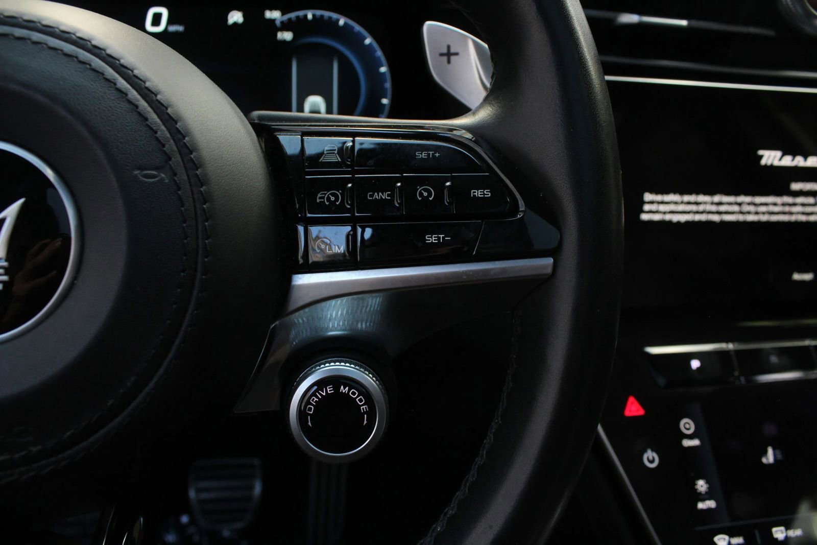 Used 2023 Maserati Grecale GT AWD/4WD image 32