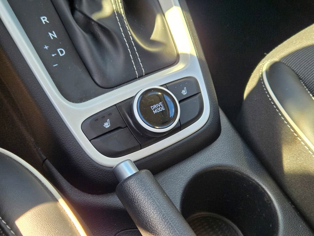 Certified 2023 Hyundai Venue Limited FWD image 36