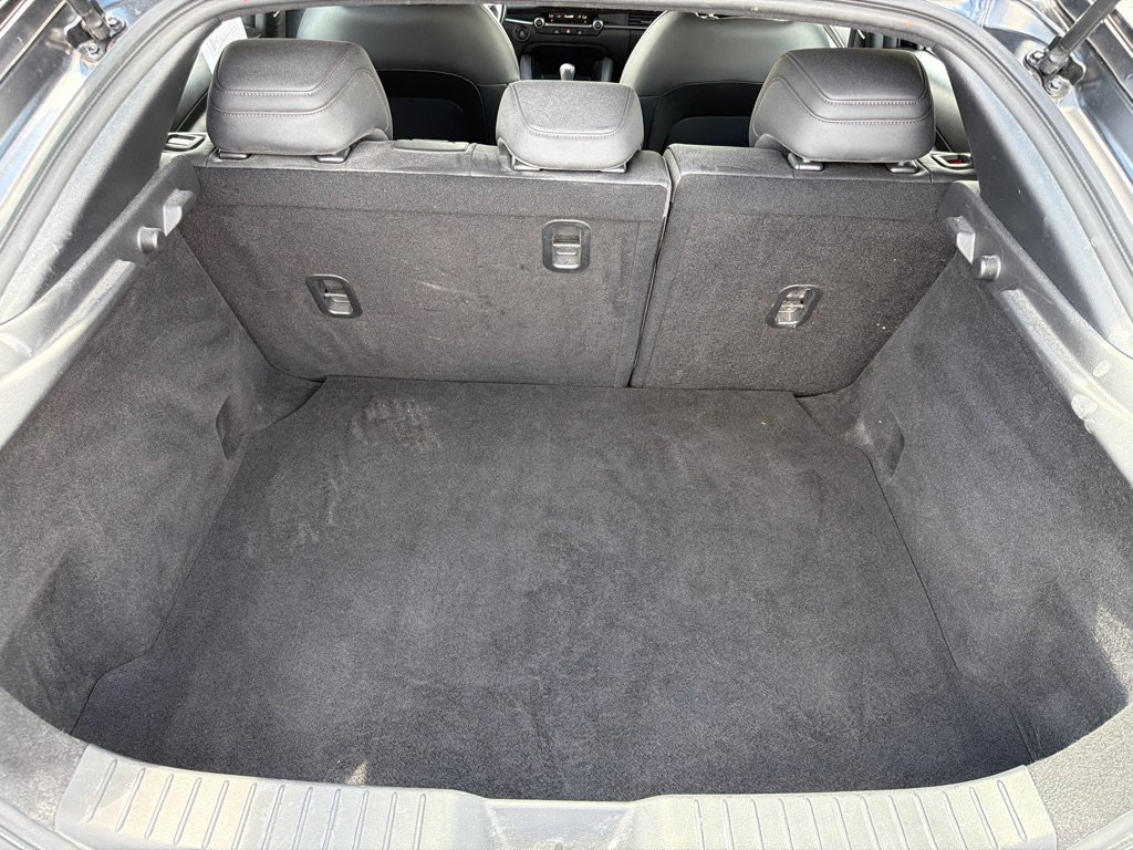 Used 2023 MAZDA MAZDA3 s FWD image 34