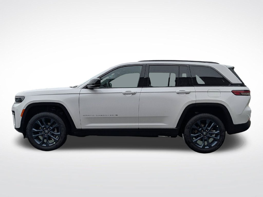 New 2026 Jeep Grand Cherokee Limited AWD/4WD image 3