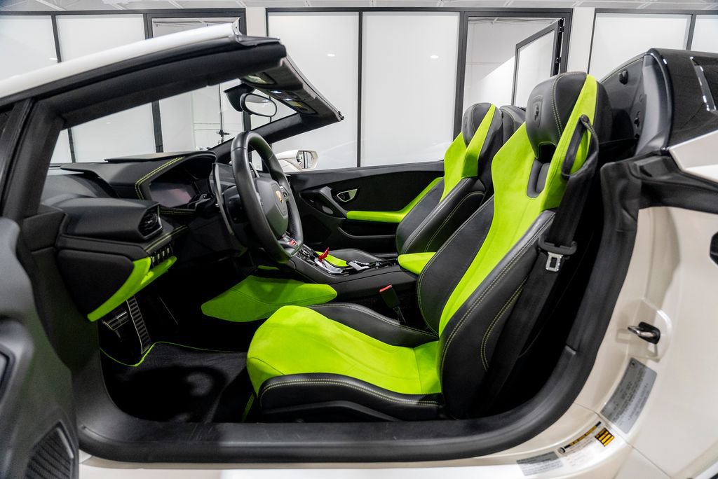 Used 2016 Lamborghini Huracan LP 610-4 AWD/4WD image 41