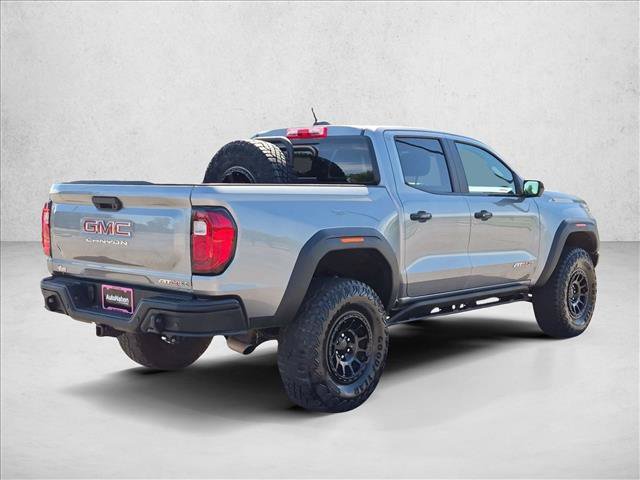 Used 2025 GMC Canyon AT4 w/ AT4X AEV Edition AWD/4WD image 5