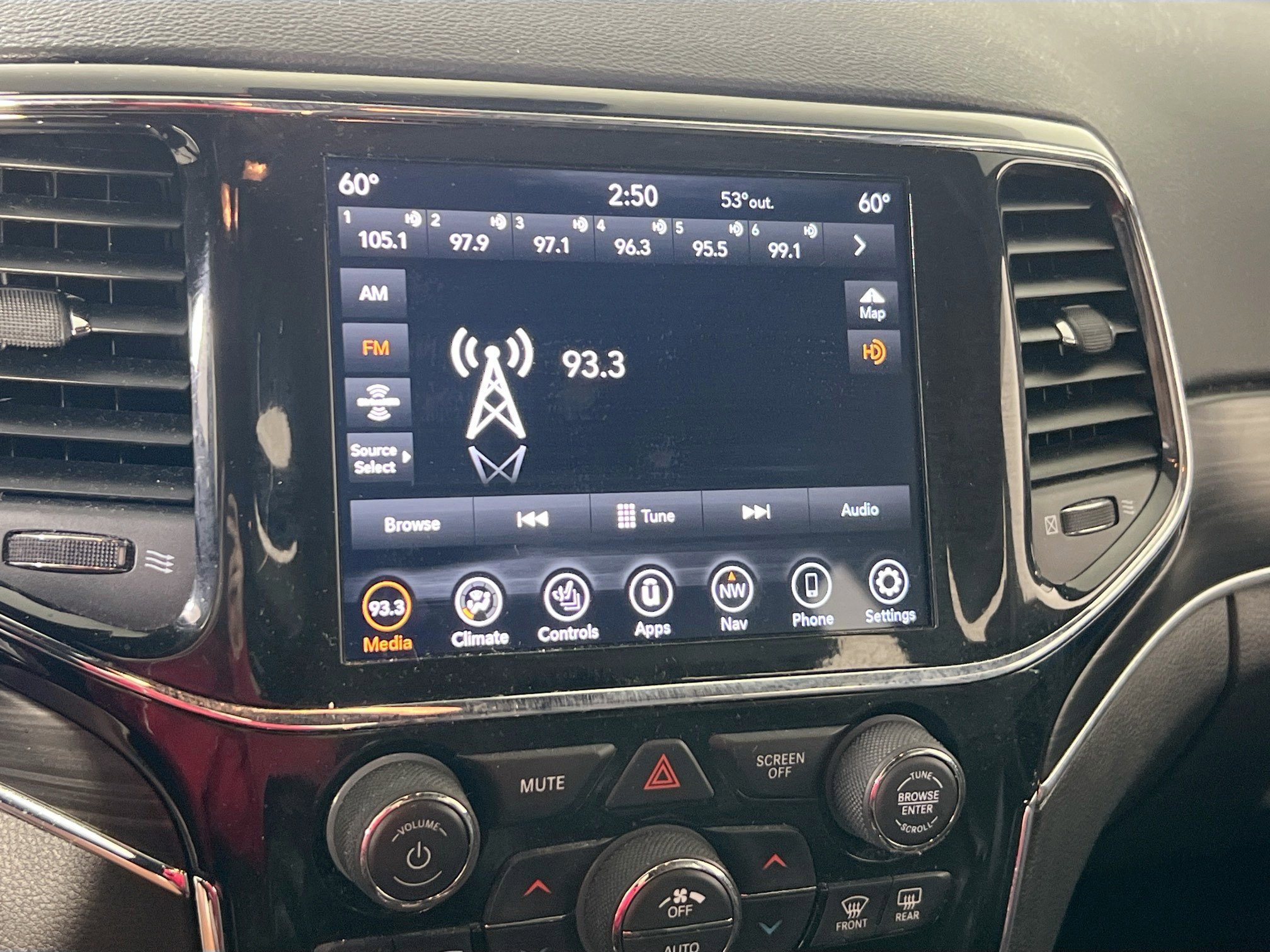 Used 2021 Jeep Grand Cherokee Limited w/ Quick Order Package 28K 80th image 15