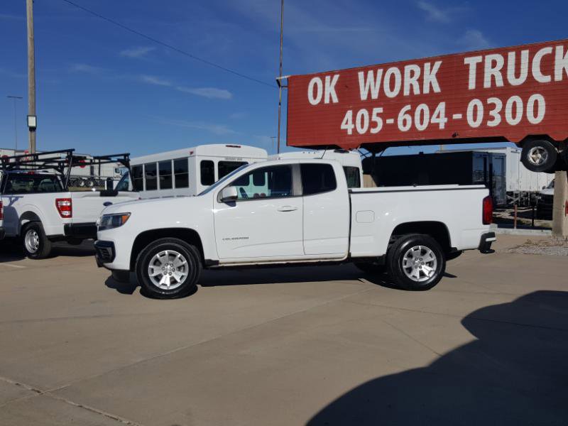 Used 2022 Chevrolet Colorado LT w/ Fleet Safety Package image 2