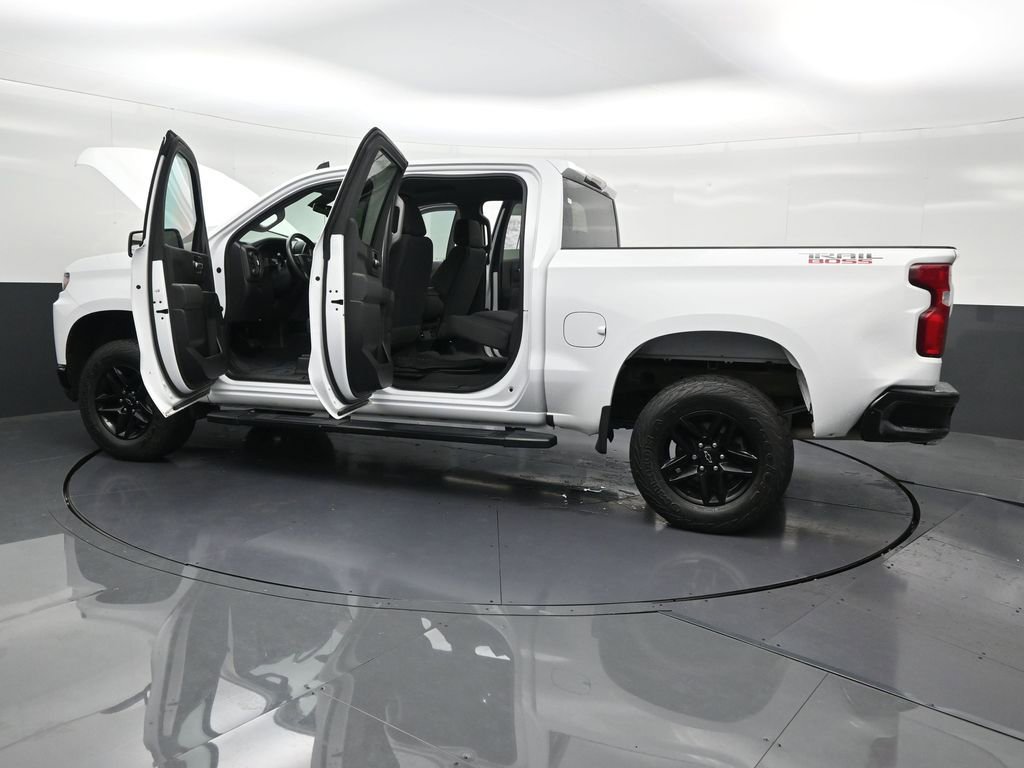 Used 2019 Chevrolet Silverado 1500 Custom Trail Boss w/ Custom Convenience Package image 34