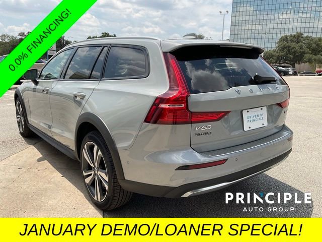 New 2026 Volvo V60 B5 Cross Country Plus w/ Protection Package Premier image 8