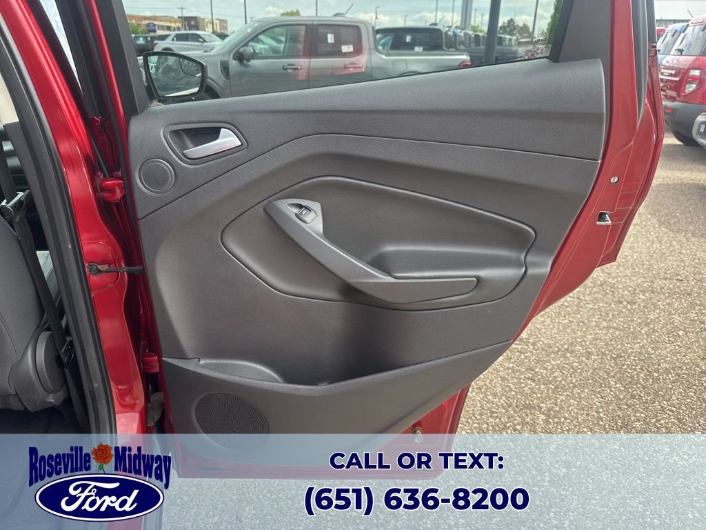 Used 2013 Ford Escape SE AWD/4WD image 38