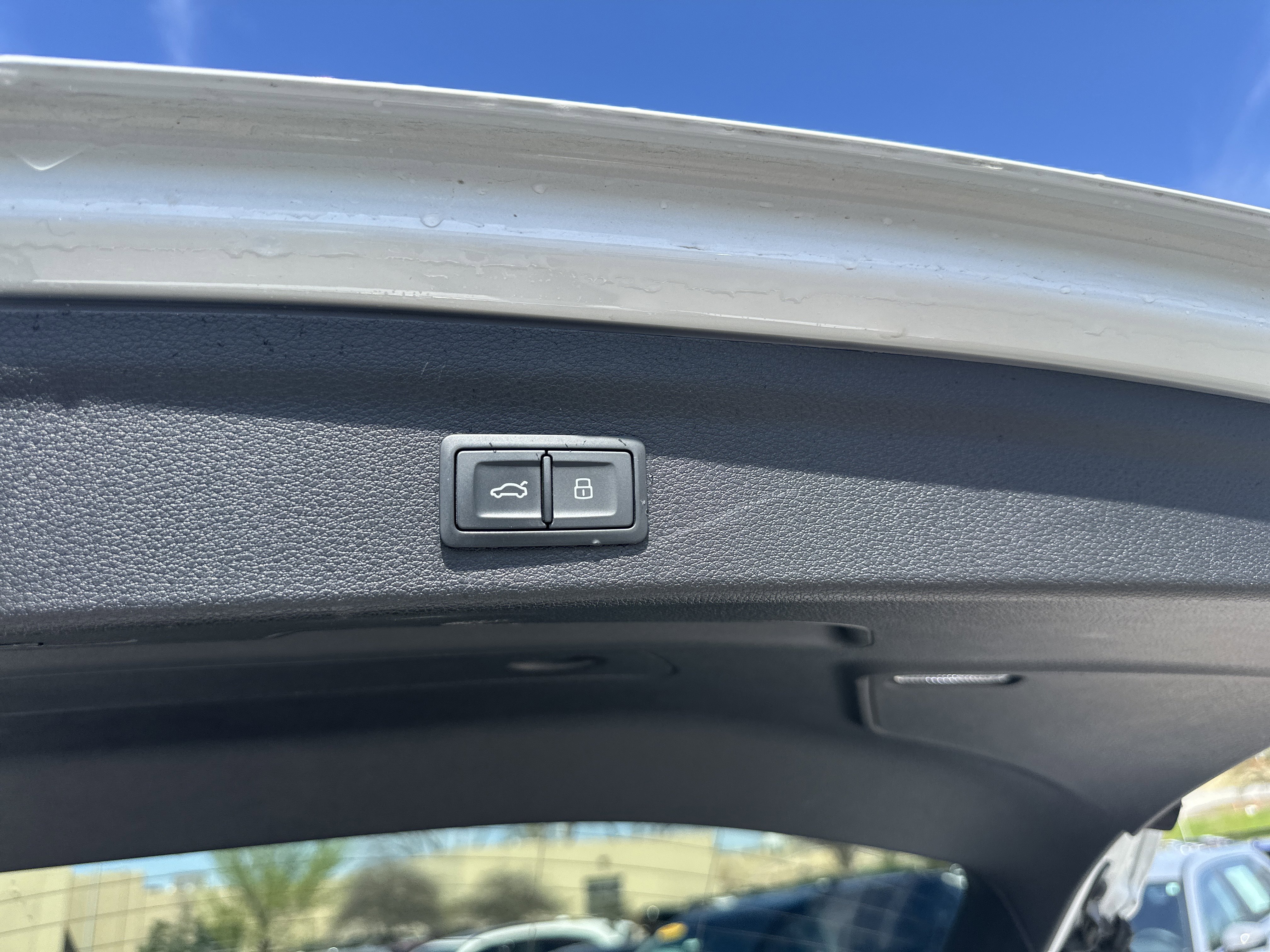 Used 2020 Audi Q3 2.0T Premium AWD/4WD image 11