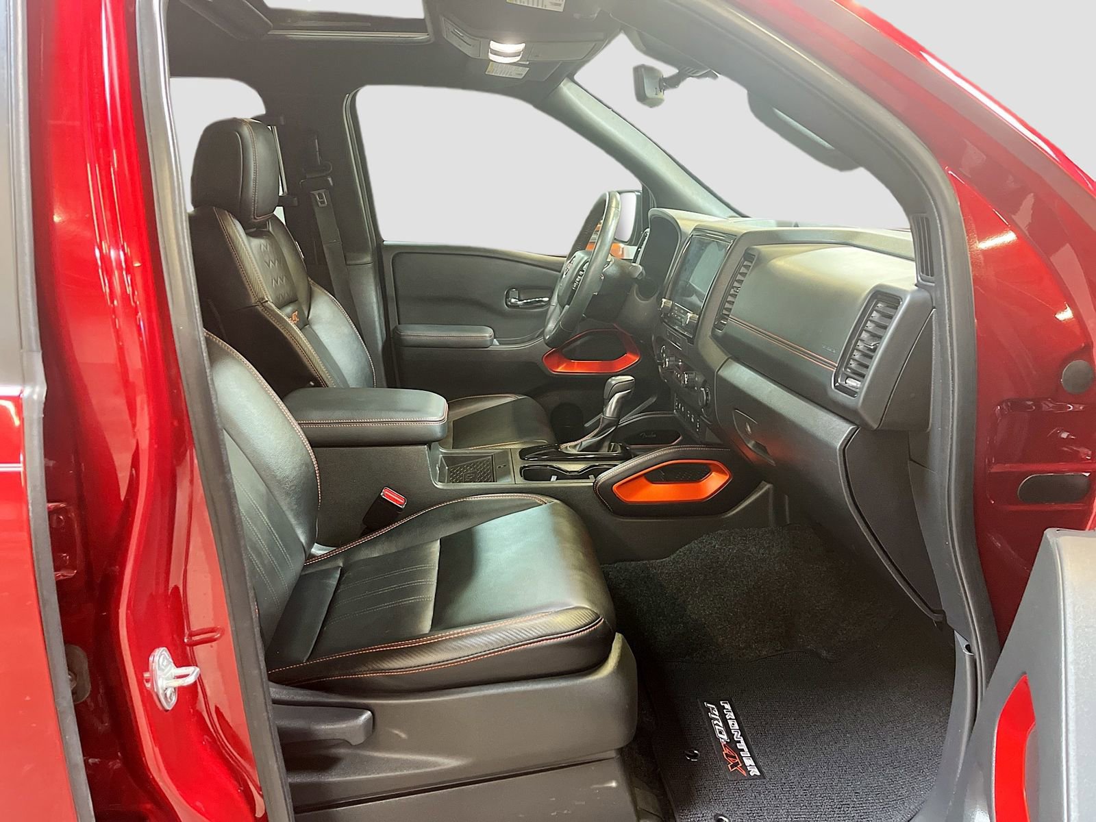 Used 2023 Nissan Frontier PRO-4X w/ Pro-4X Premium Package image 30
