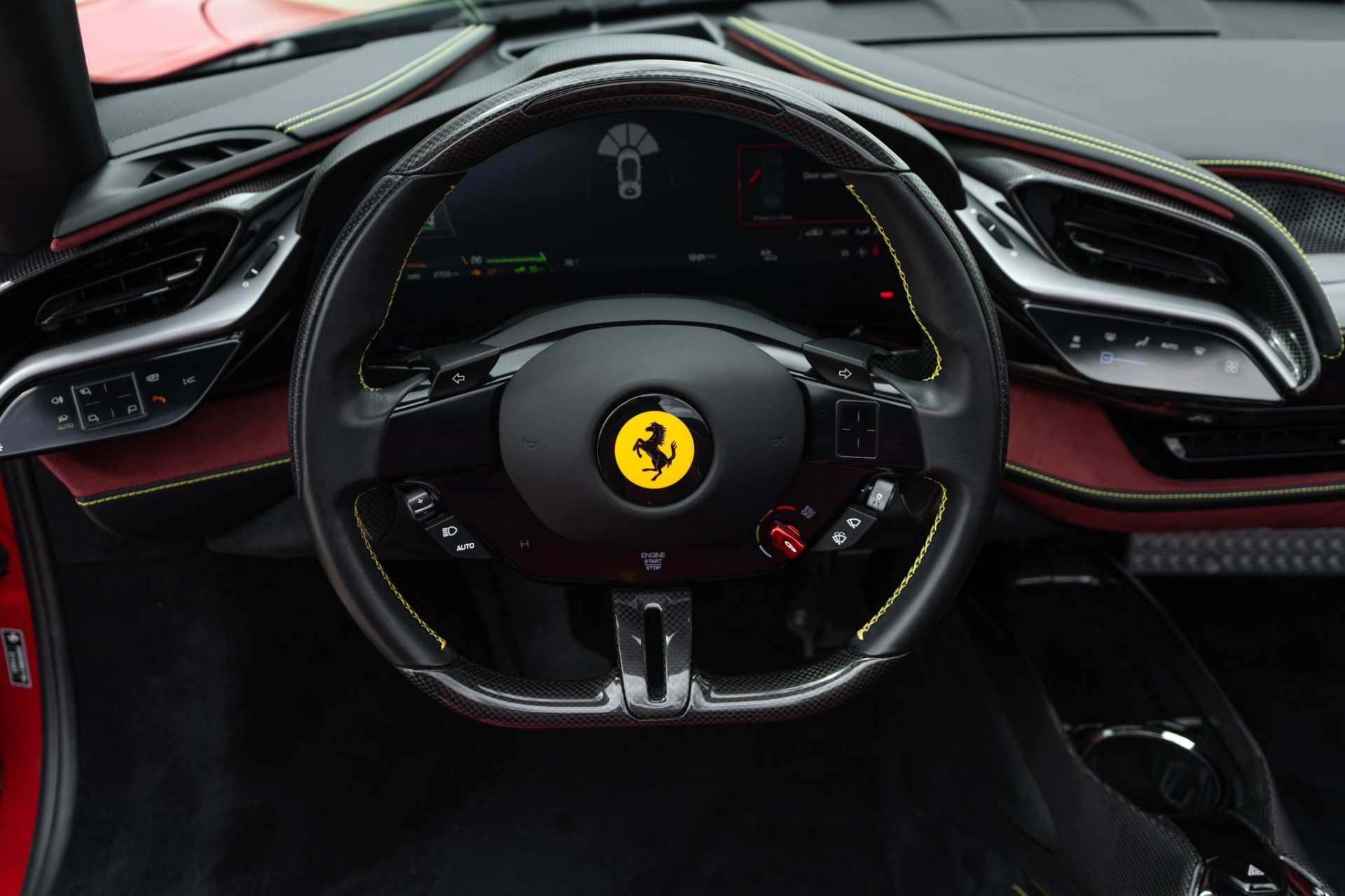 Used 2023 Ferrari SF90 Spider AWD/4WD image 10