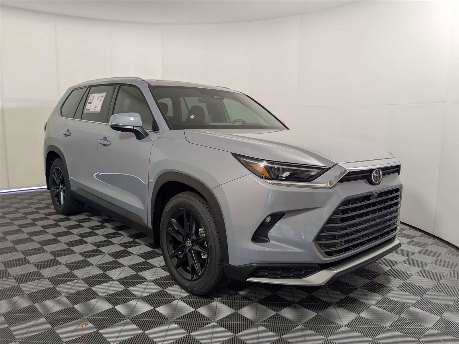 New 2026 Toyota Grand Highlander AWD Hybrid image 3