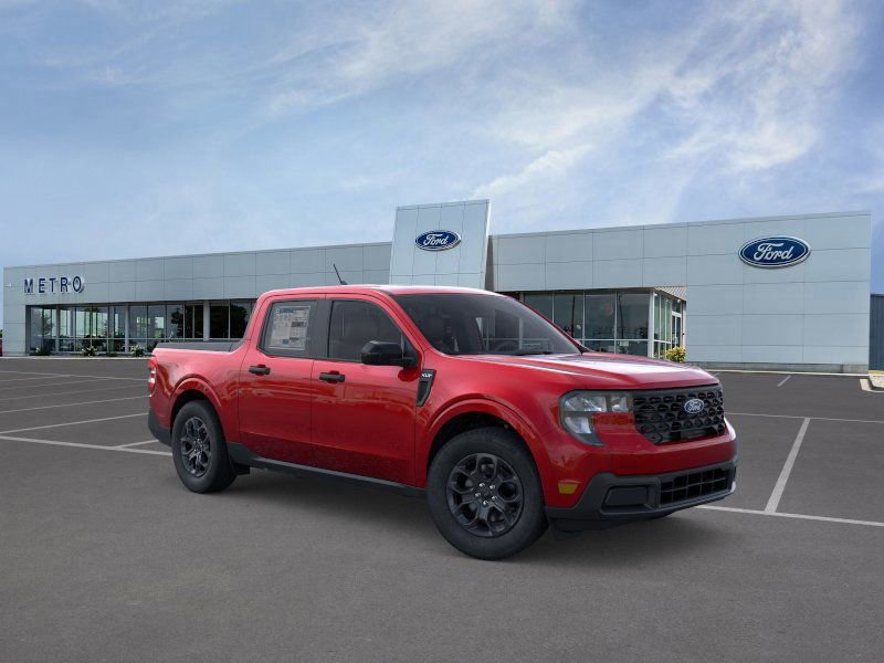 New 2025 Ford Maverick XLT w/ XLT Luxury Package image 8