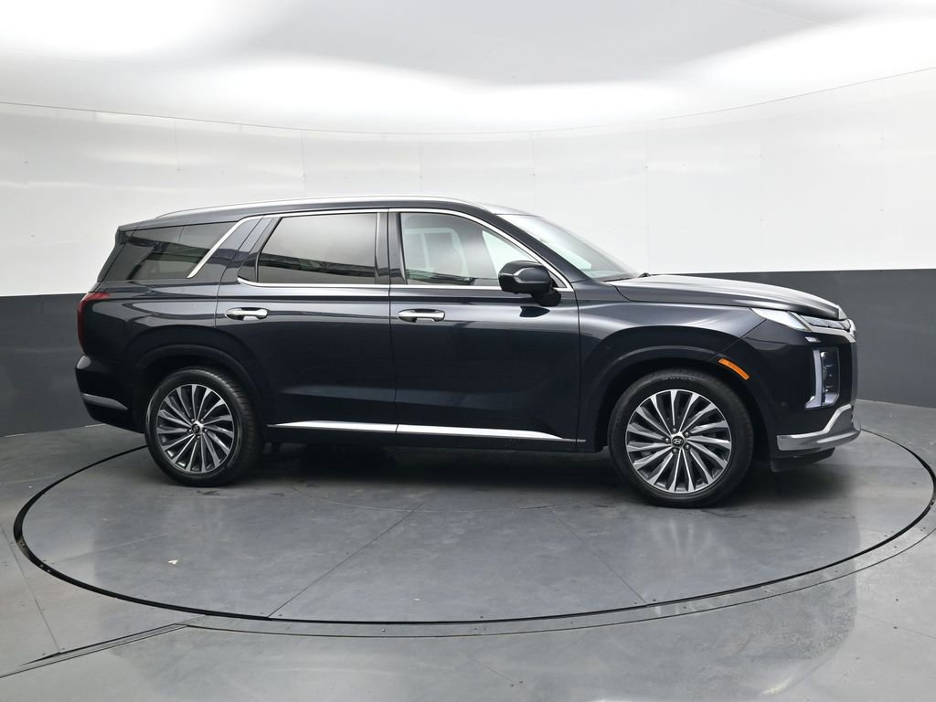 Used 2024 Hyundai Palisade Calligraphy video 3
