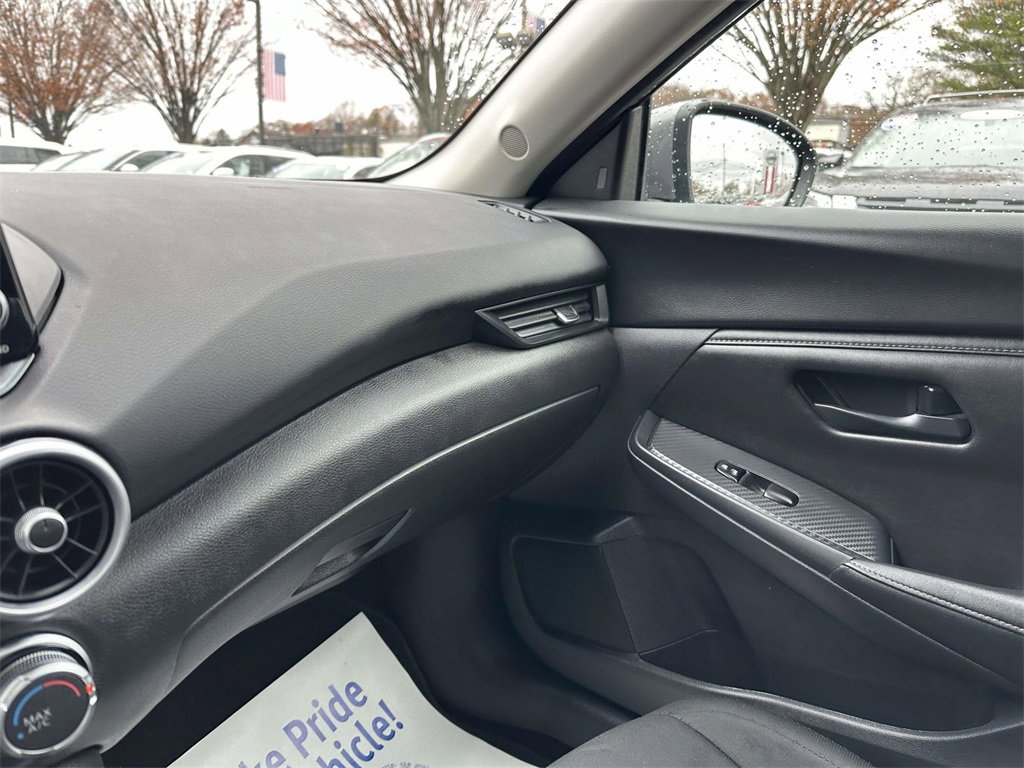 Certified 2025 Nissan Sentra S image 28