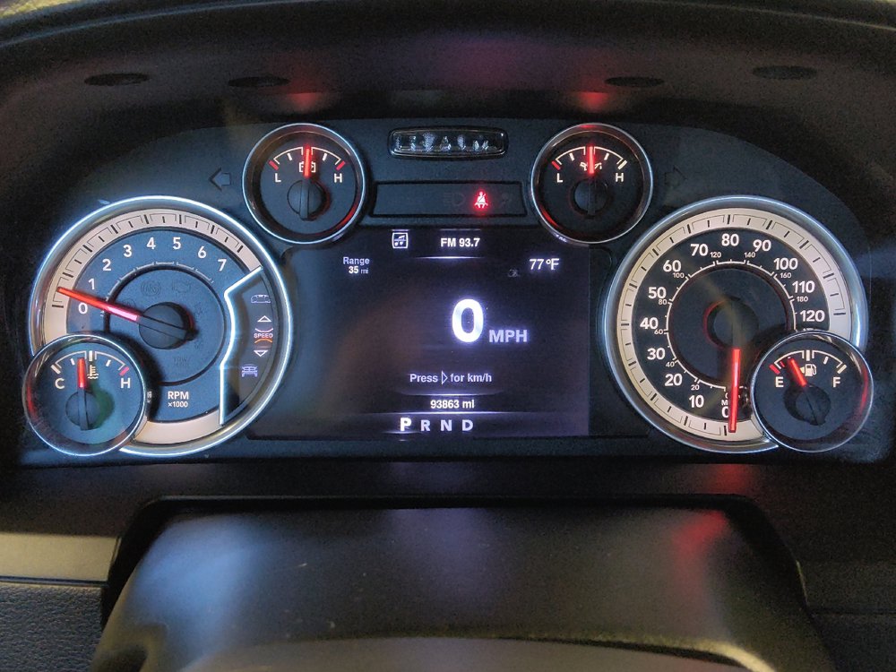Used 2016 RAM 1500 Laramie w/ Convenience Group AWD/4WD image 23