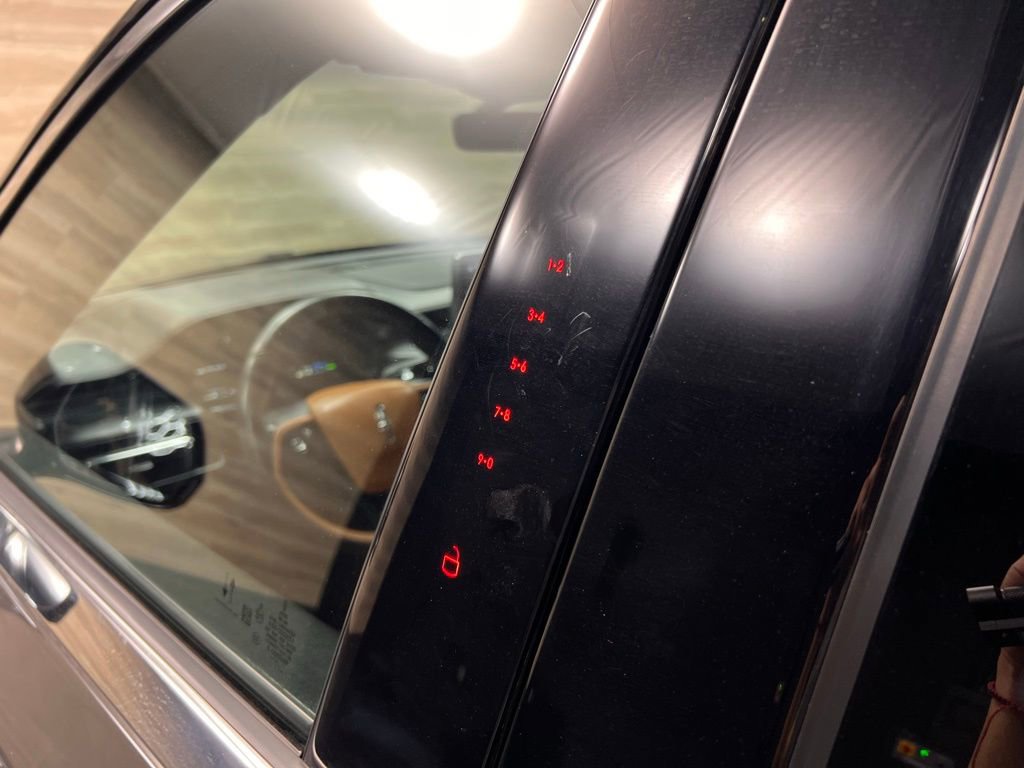 Used 2023 Lincoln Aviator Black Label Grand Touring w/ Class IV Trailer Tow Package AWD/4WD image 27