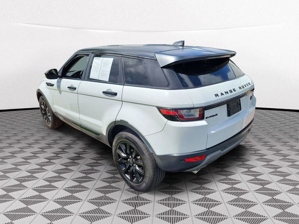 Used 2018 Land Rover Range Rover Evoque SE AWD/4WD image 4